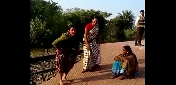  Village Girls  Fuck in Field